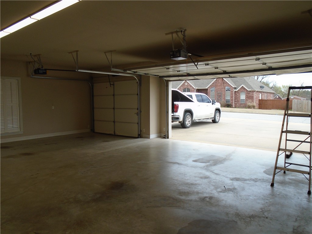 Pleasant Acres Ph 2 Rogers - Residential Lease