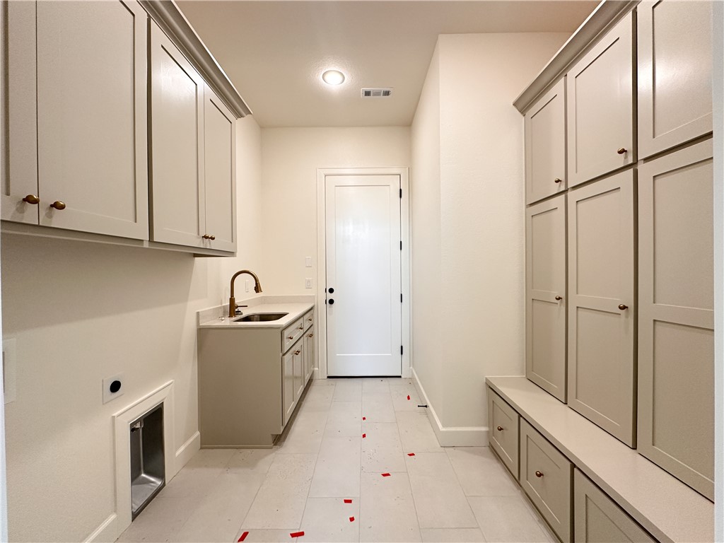 County Line Square - Residential