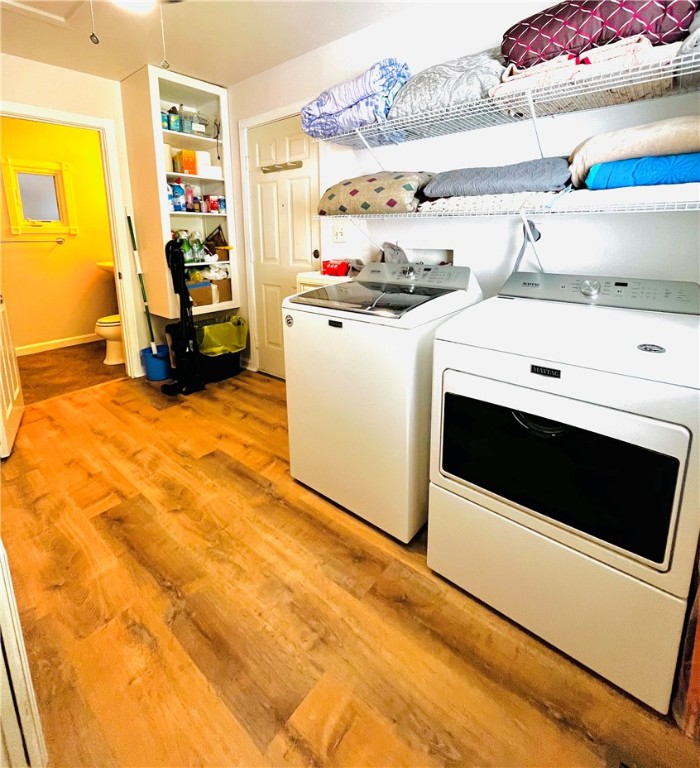 MAGNETIC BAYS SUR. - Residential