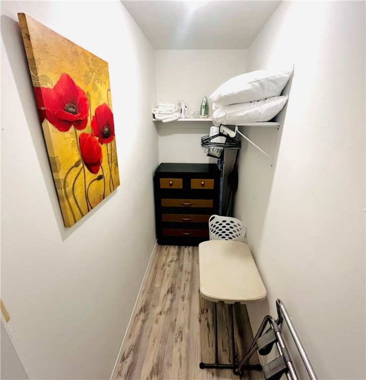 MAGNETIC BAYS SUR. - Residential