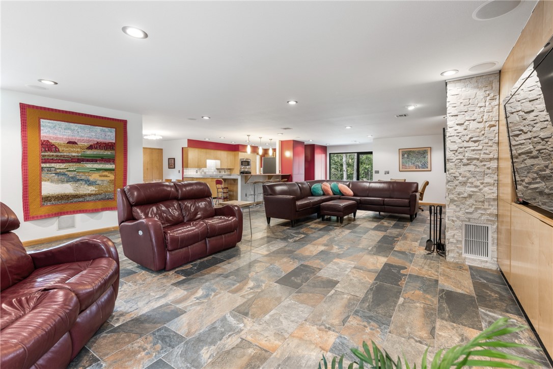 Oakhills - Residential
