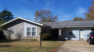 Roomy home on 2 1/2 lots, with large open living area, galley style kitchen, 3 bedrooms, 1 1/2 baths (Jack & Jill type - so feels and works almost like two full baths).  SHORT SALE with all terms and conditions subject to seller's lender's approval.  Back yard extends to 2nd fence!