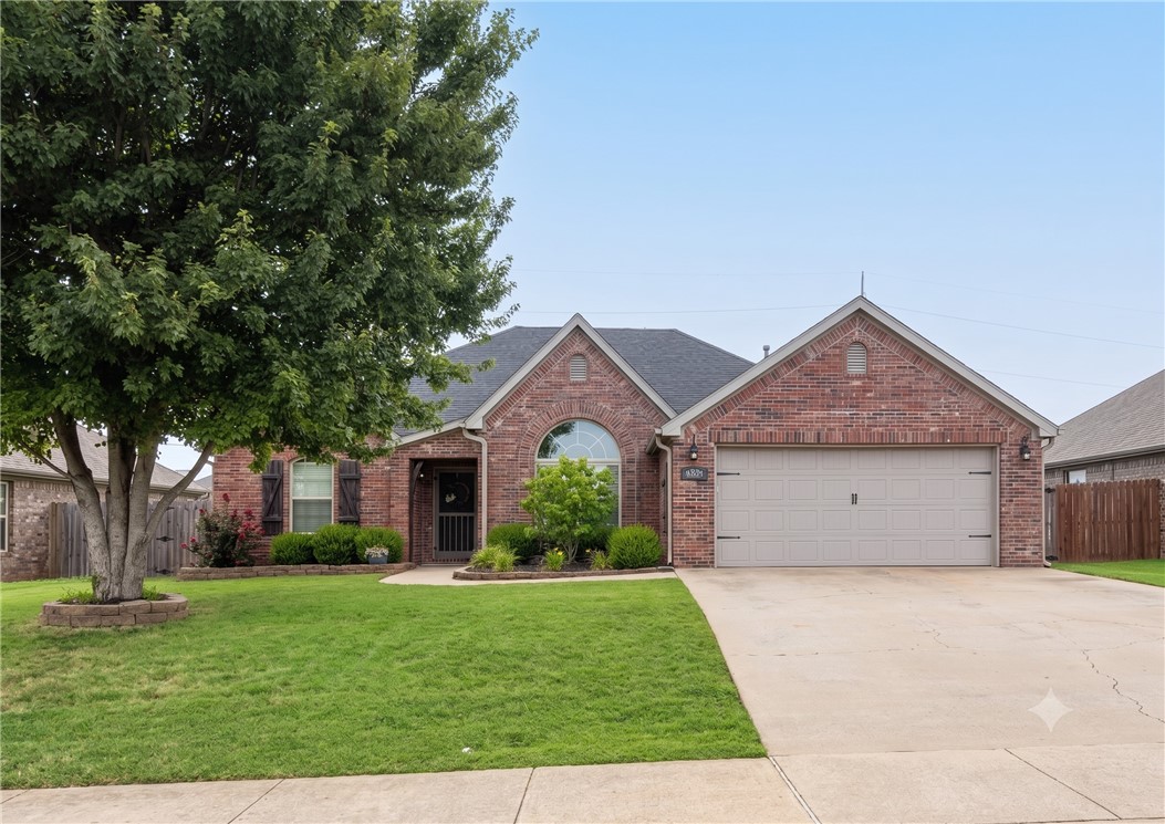 Well maintained home in Bentonville in desirable Riverwalk Farm Subdivision. New roof and gutters July 2020, New expanded deck and fence in 2022, New Garage Door Motor January 2025, Kitchen updated January 2025 includes quartz countertops, new sink, faucets, garbage disposal, stove, microwave, dishwasher, recessed lighting and painted cabinets.  24' Above Ground Pool is steel and aluminum with resin top and professionally installed by Galaxy Home Recreation with new liner June 2026.