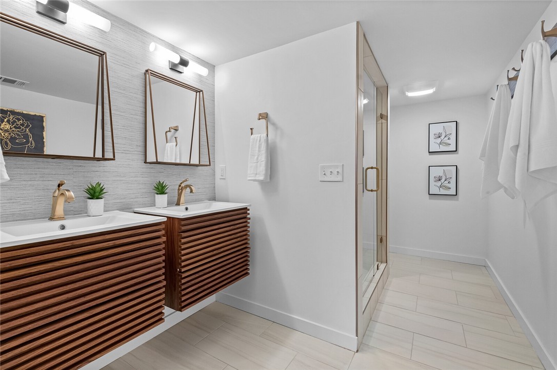 Crestwood Acres Add - Residential