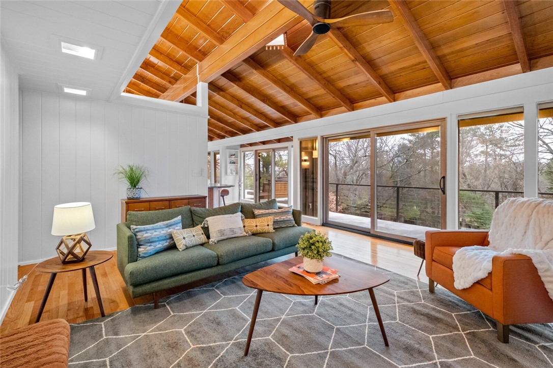 Crestwood Acres Add - Residential