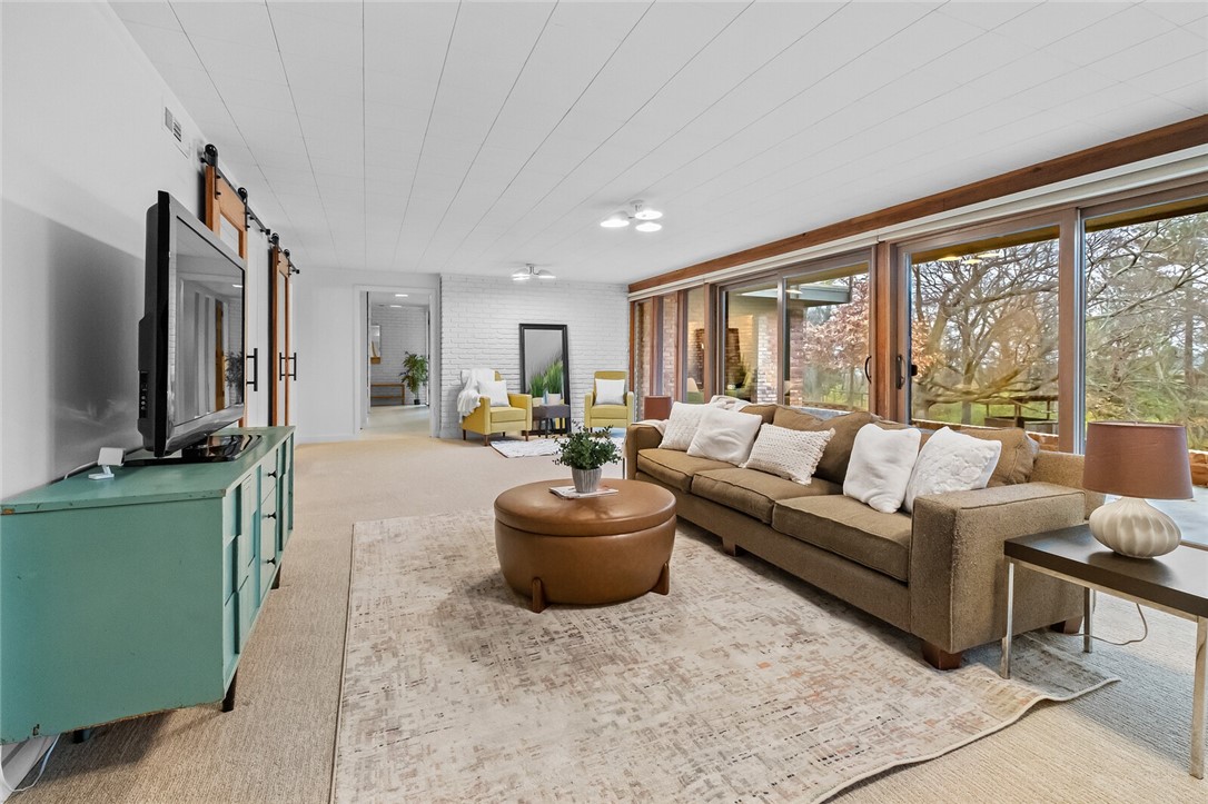 Crestwood Acres Add - Residential