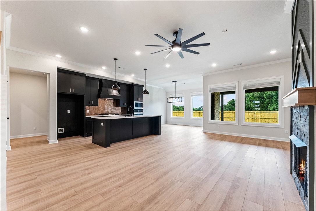 Hillcrest - Residential
