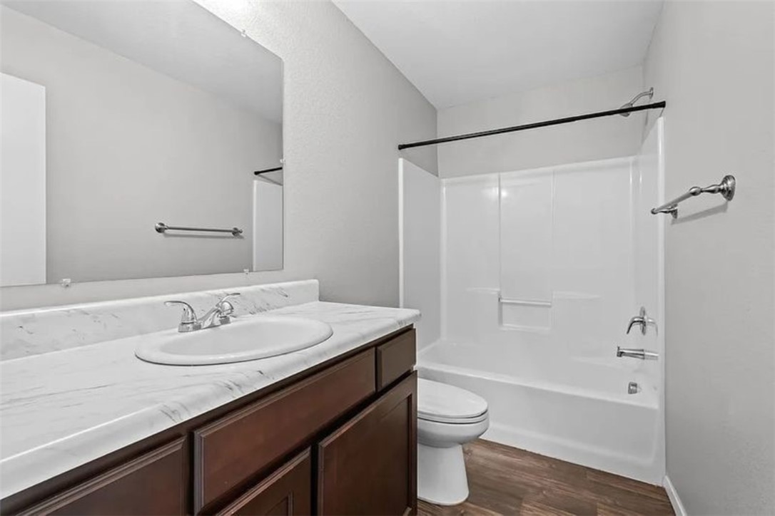 Holland Crossing Duplexes - Residential