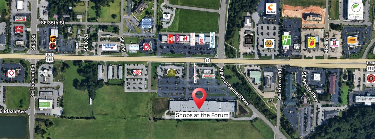 Prime retail and office space available in an established commercial development on SE Walton Blvd in Bentonville, offering excellent visibility and exposure to approximately 35,000 VPD. Convenient access to I-49 makes this an ideal location for retail, office, medical, or service users.