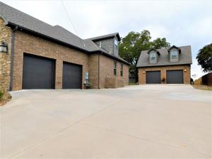 Hilltop Summit Est - Residential