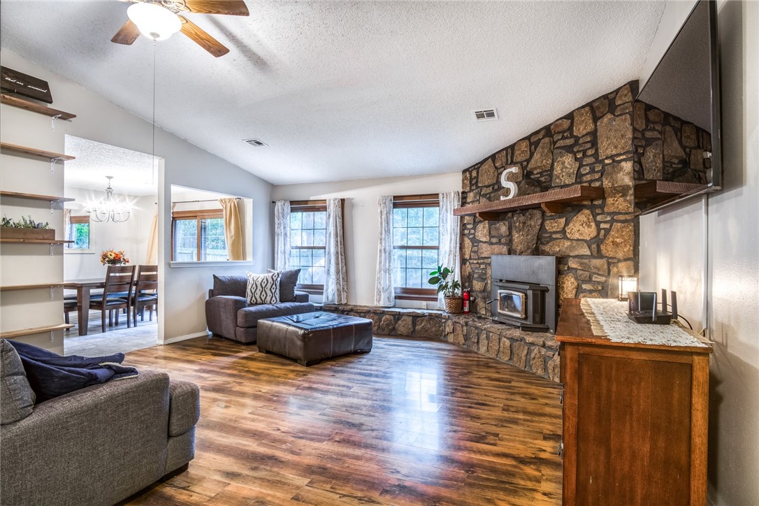 Whispering Timbers Ph 2-Rogers - Residential