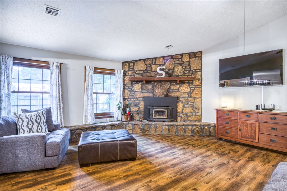 Whispering Timbers Ph 2-Rogers - Residential