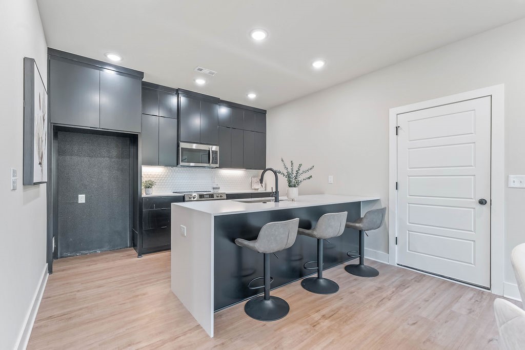Happy Hollow Add - Residential