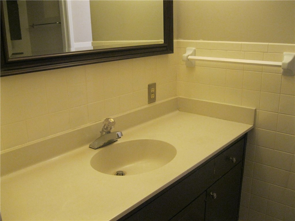 Avondale 2 - Residential Lease