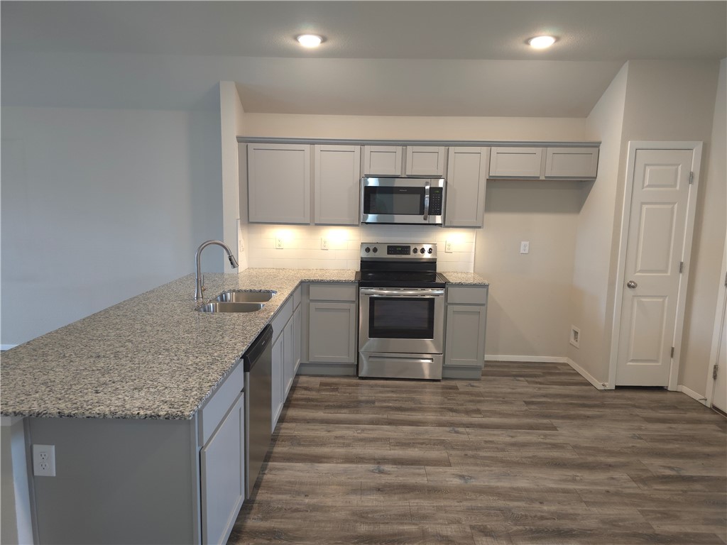 Creekside Meadows - Residential