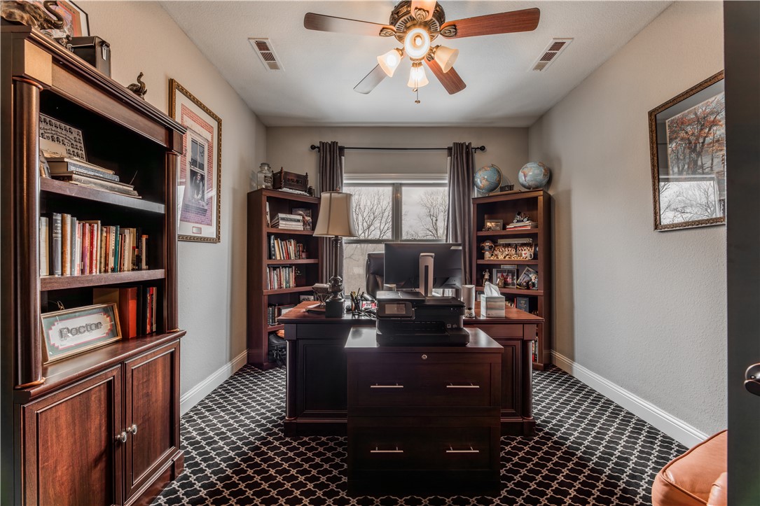 Waterford Estates At Hissom Ranch - Residential