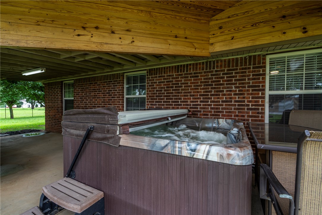 03-17-33-Rural - Residential
