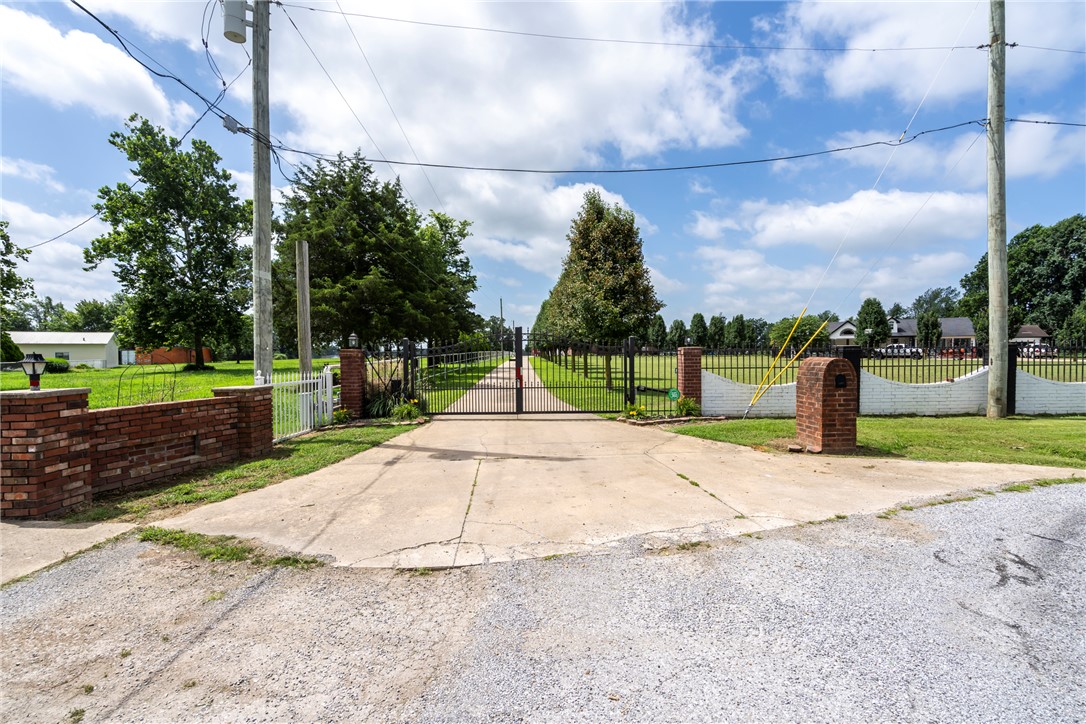 03-17-33-Rural - Residential