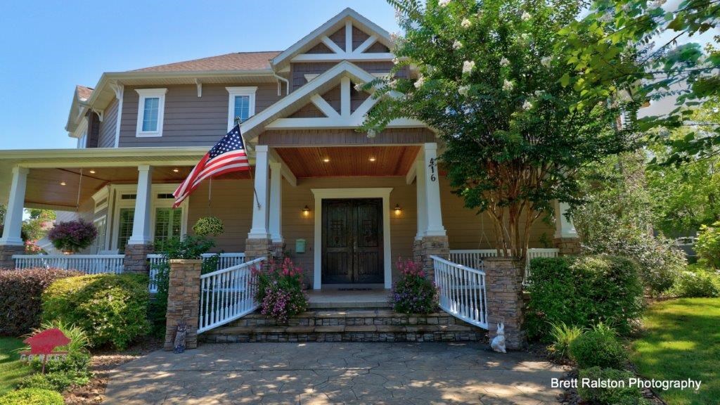 Downtown Bentonville Beauty has it all! This elite custom built home boasts top quality features inside and out. 4470 SF, 5 beds, 6 baths, craft room, media room, office, saferoom, wine room, 2 masters, vaulted ceilings, large walk-ins, heated saltwater pool, large partially covered outdoor entertaining area.