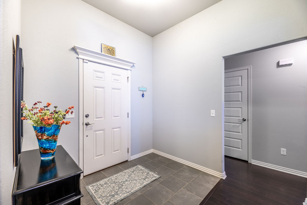 Falcon Ridge - Residential