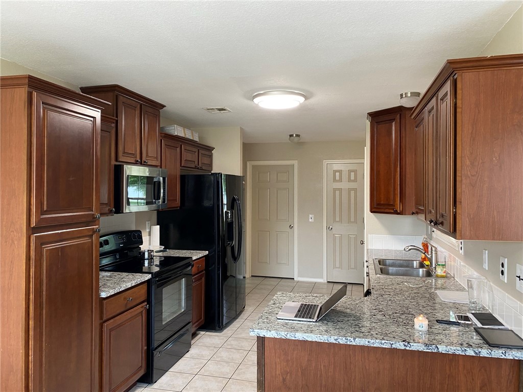 Windwood - Residential Lease
