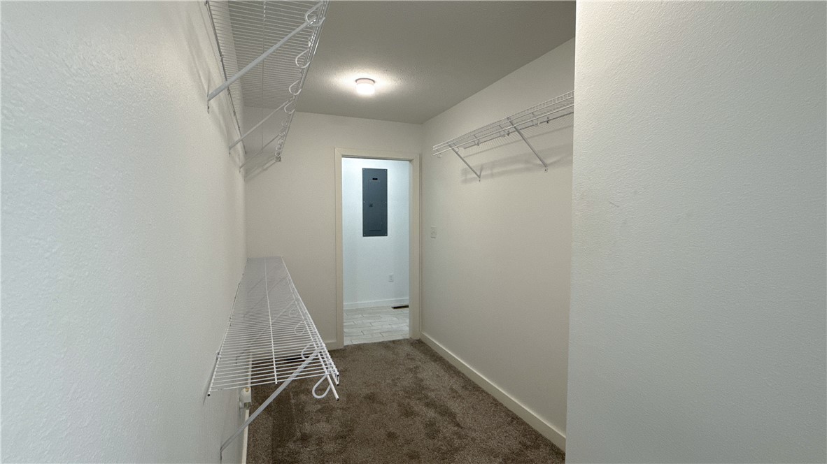 WELLINGTON PHASE I - Residential