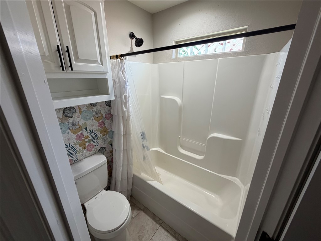 Rupple Row Sub - Residential Lease