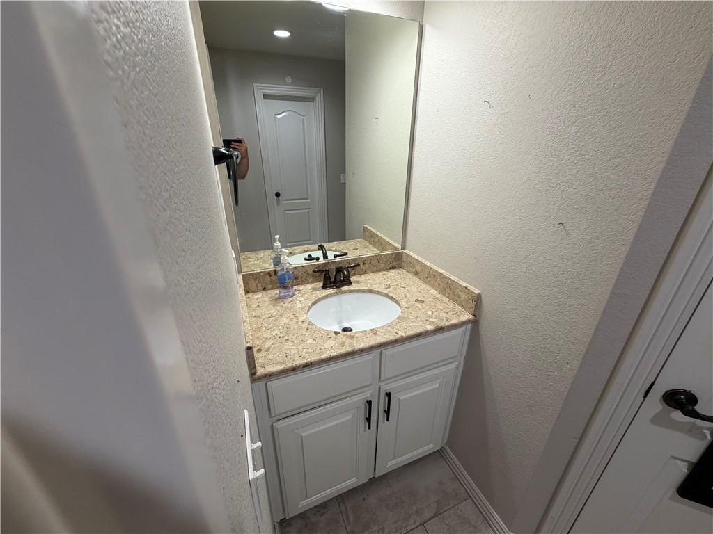 Rupple Row Sub - Residential Lease