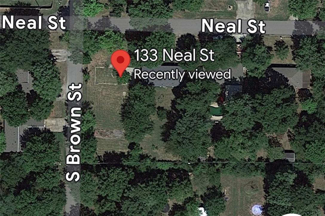 Great lot in the heart of Farmington, about 4 miles from the University of Arkansas. All utilities on site and ready to build!