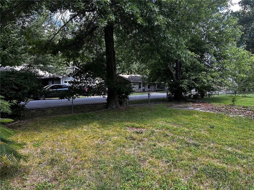 Farmington Outlots - Land