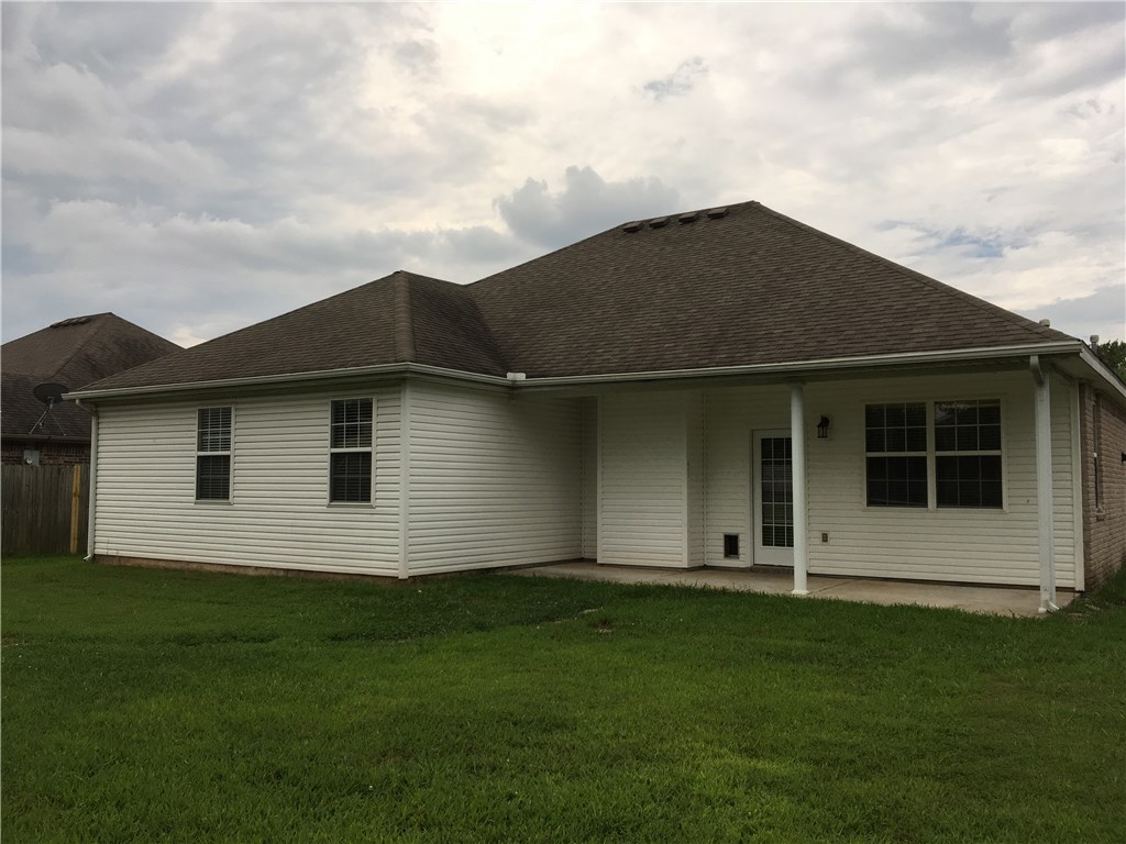Bliss Orchard Sub Centerton - Residential Lease
