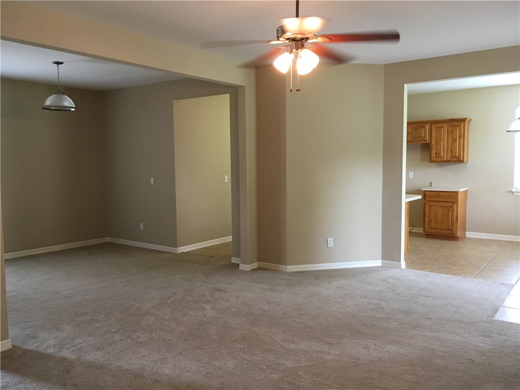 Bliss Orchard Sub Centerton - Residential Lease