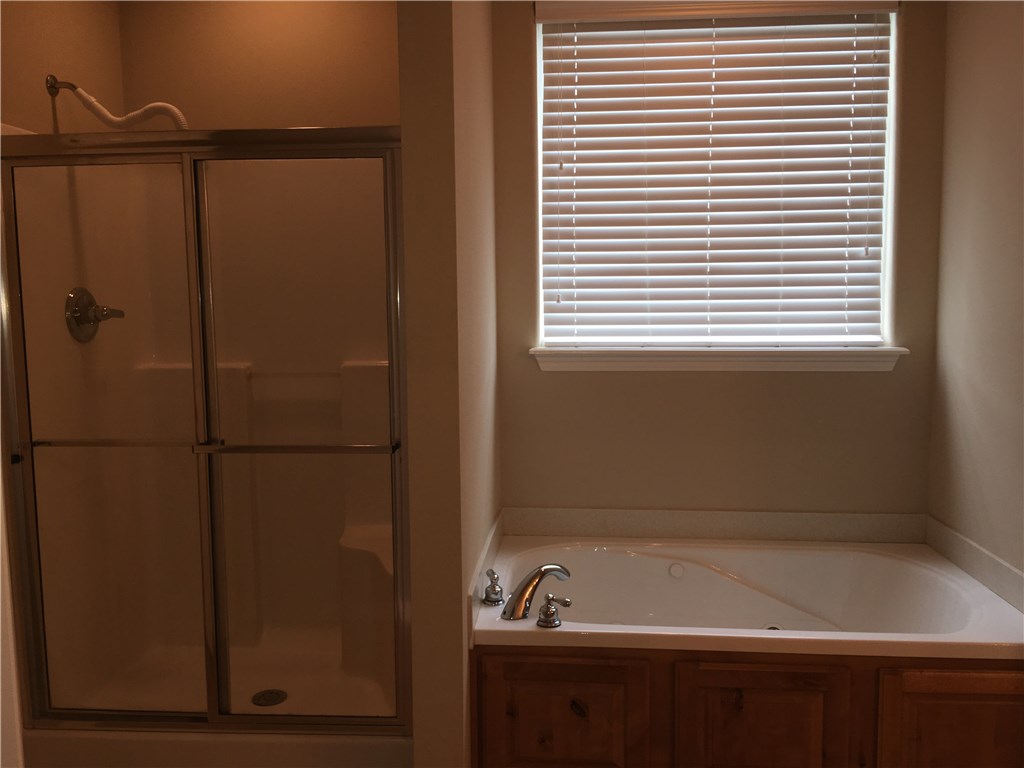 Bliss Orchard Sub Centerton - Residential Lease