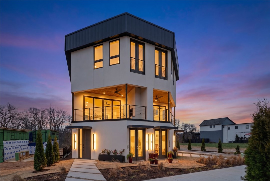 W A BURK'S ADD-BENTONVILLE - Residential
