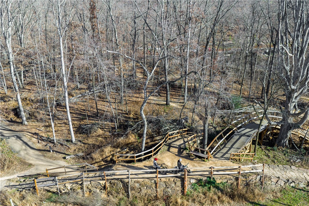 W A BURK'S ADD-BENTONVILLE - Residential