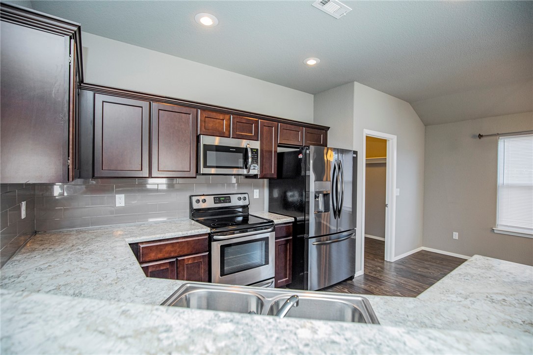 Providence Village Bentonville - Residential
