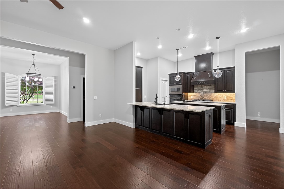 Crystal Cove - Residential