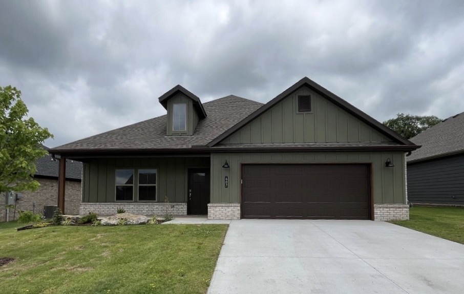 Welcome to “The Boyce” — a beautifully designed new construction home in Heritage Ranch phase 4 offering the perfect blend of comfort and functionality.

This two-level layout features a spacious open-concept living, kitchen, and dining area on the main floor, along with three bedrooms—all with walk-in closets—two full bathrooms, a laundry room, and a two-car garage. Upstairs, you’ll find a large bonus room with a closet, ideal for a fourth bedroom, home office, or flex space.

Designed with modern finishes including brick and Hardie siding, LED disk lighting, 3 cm granite countertops, a kitchen island with pendant lighting, smart thermostat, Frigidaire Gallery appliances, and full guttering, The Boyce delivers style and practicality in one thoughtfully crafted home.

Conveniently located near schools, shopping, and everyday amenities.