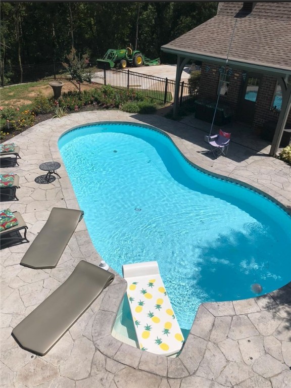 Heathrow Sub Bentonville - Residential