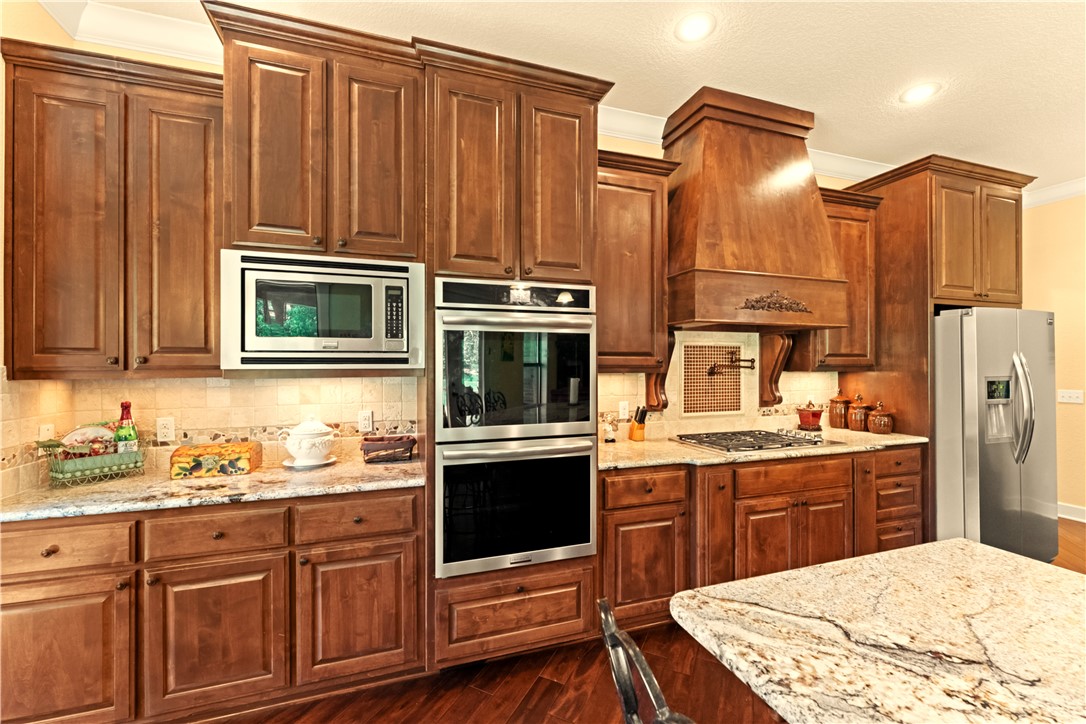 Knolls - Residential