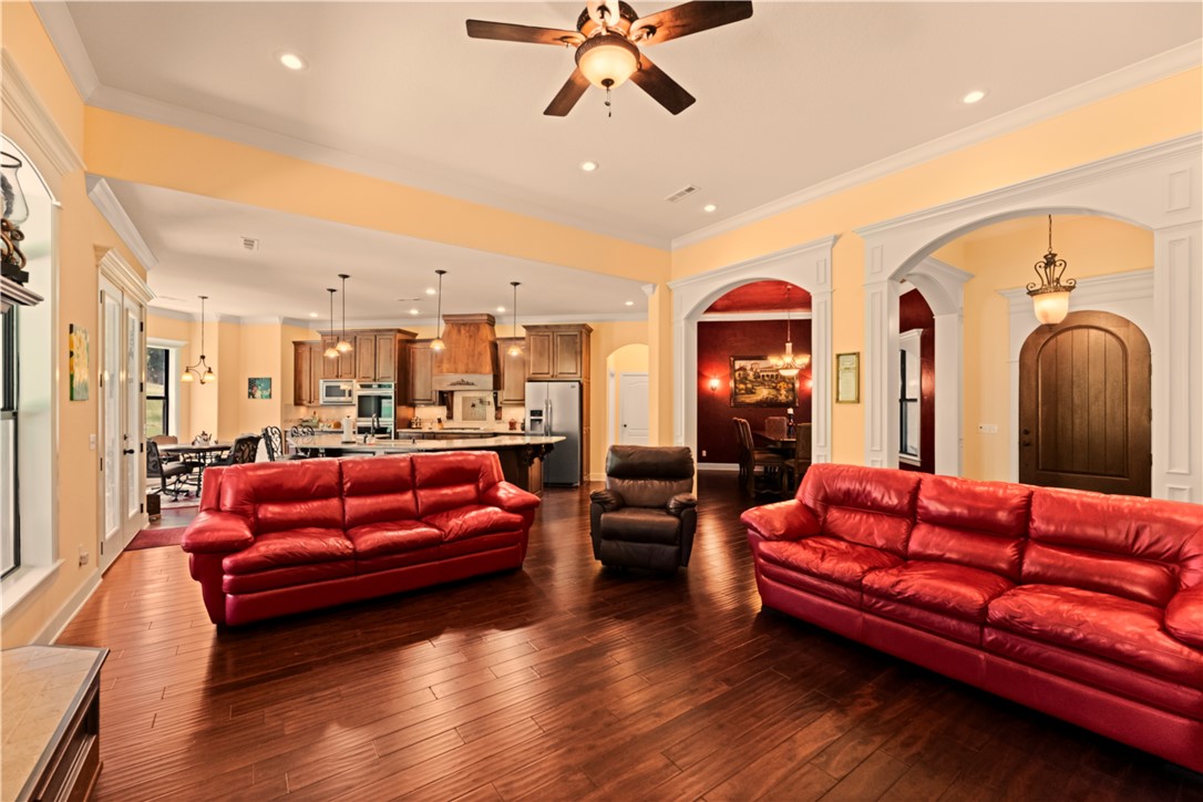 Knolls - Residential