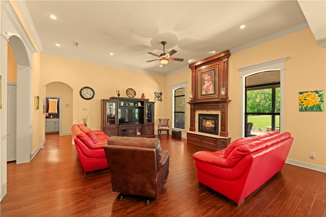 Knolls - Residential