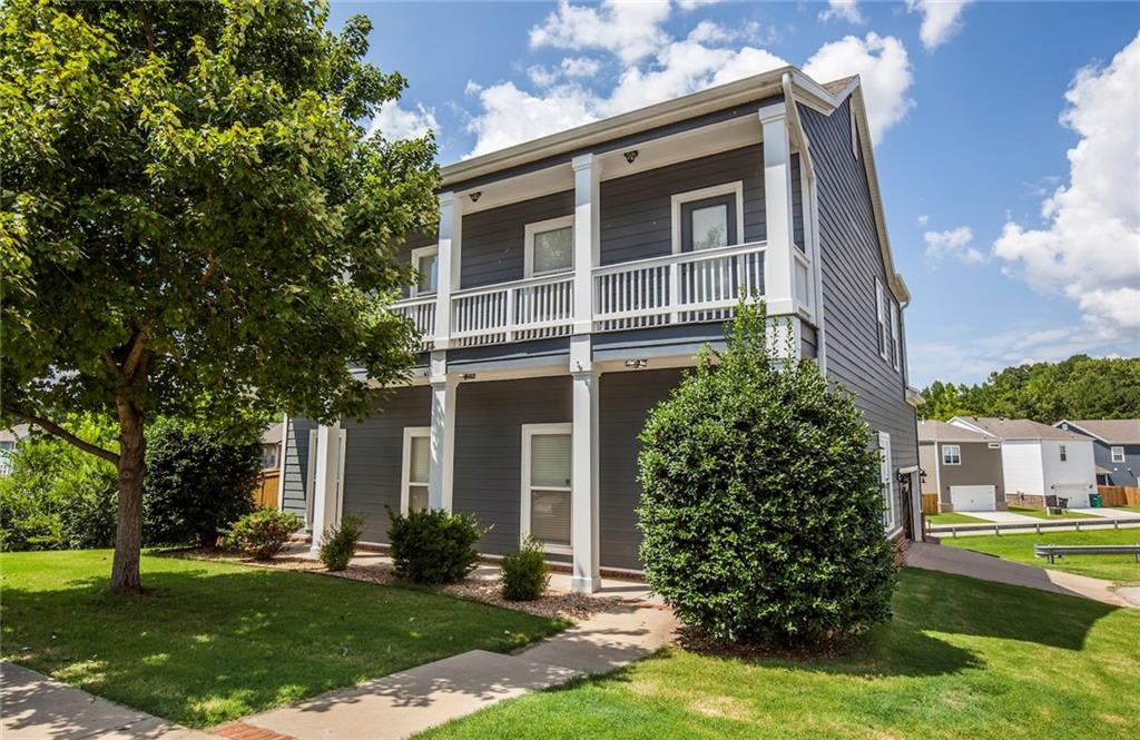 Unbeatable location! Freshly painted craftsman style home within walking distance to the pinnacle promenade area. New appliances, new paint, new HVAC, new deck! This house is move-in ready!