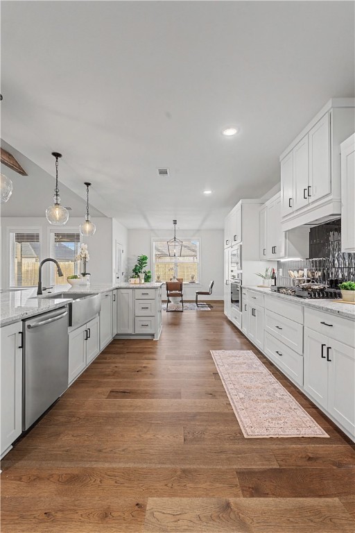 DIAMOND ESTATES PH V-CENTERTON - Residential