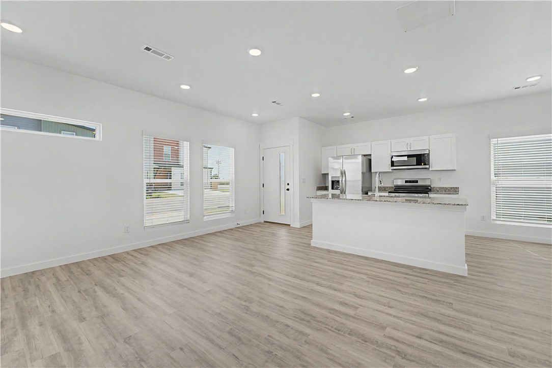 FEATHERSTON WEST SUB PH 1-CENTERTON - Residential