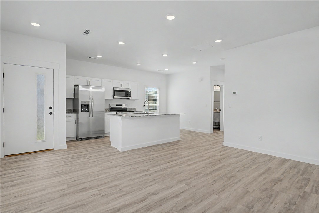 FEATHERSTON WEST SUB PH 1-CENTERTON - Residential