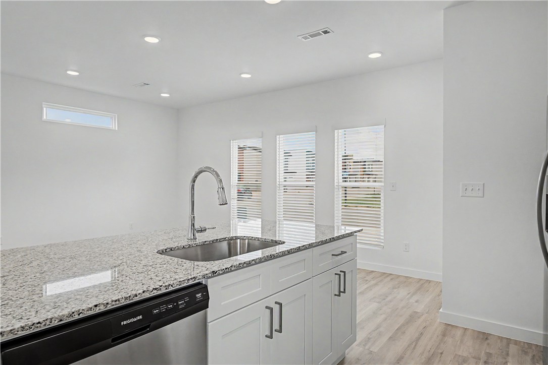 FEATHERSTON WEST SUB PH 1-CENTERTON - Residential