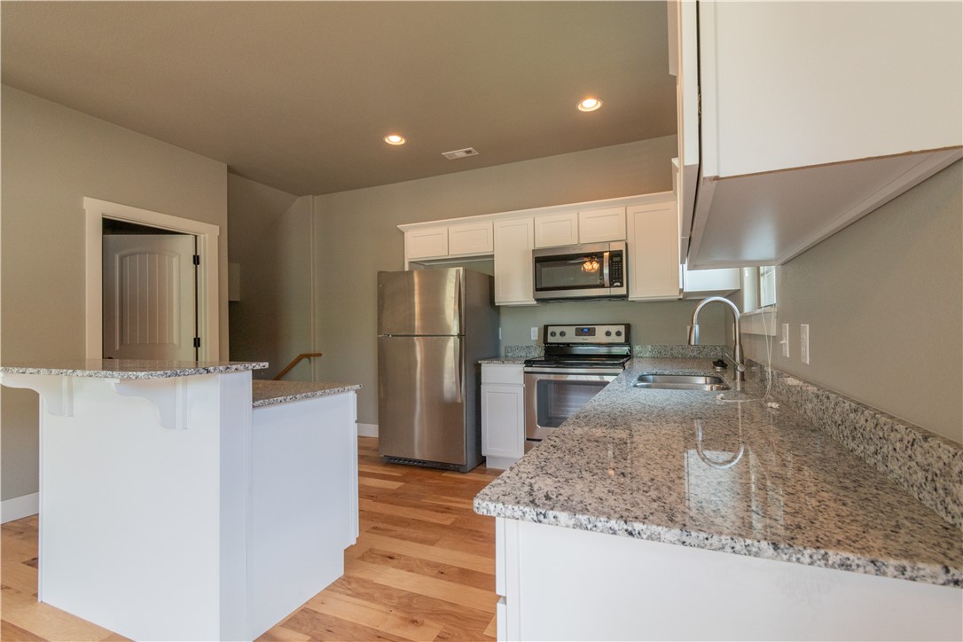 HAWKINS HOUSE AT SHILOH - Residential Lease