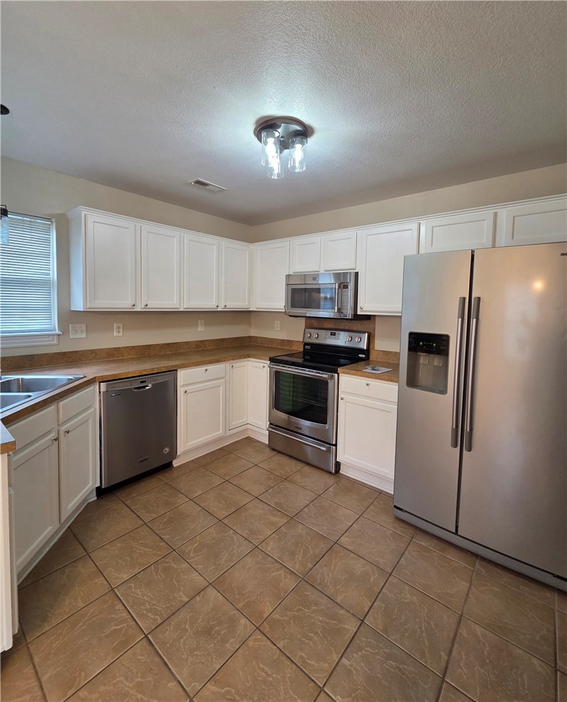 Carriage Square Sub Bentonville - Residential Lease