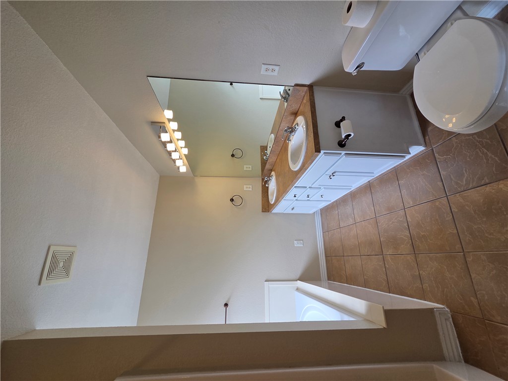 Carriage Square Sub Bentonville - Residential Lease